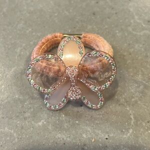 Chic Pink Butterfly Hair Accessory